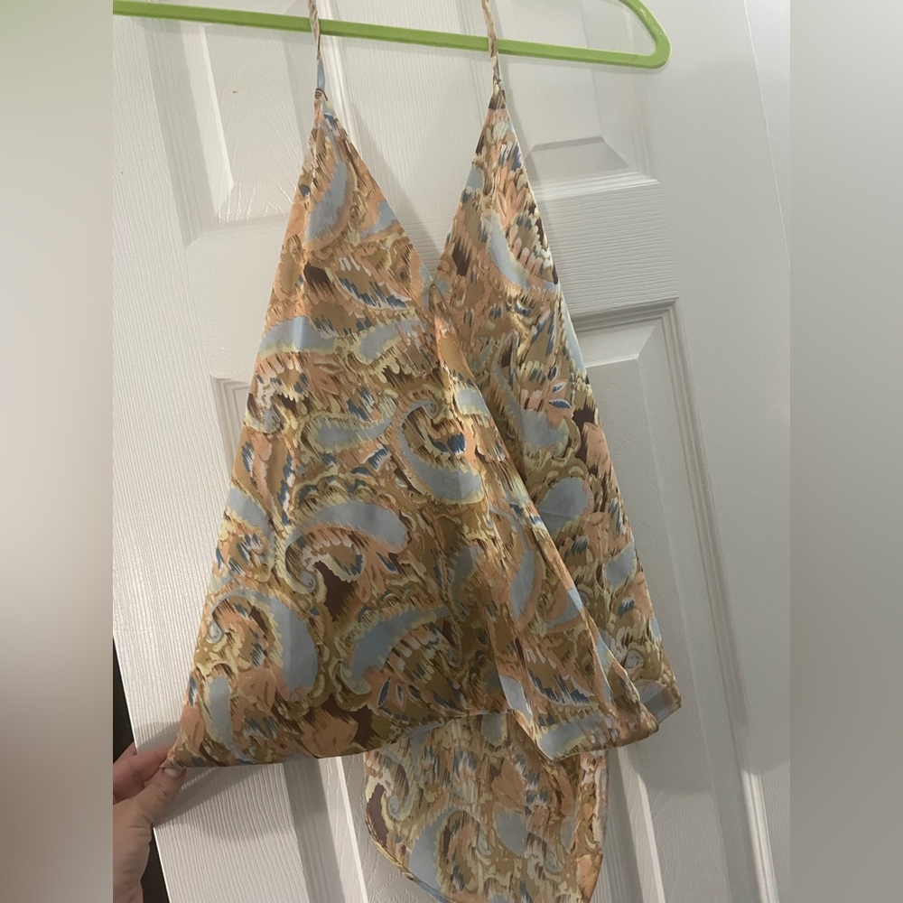 Bishop & Young cross front halter top in pastel print. Size medium. New w/tags.